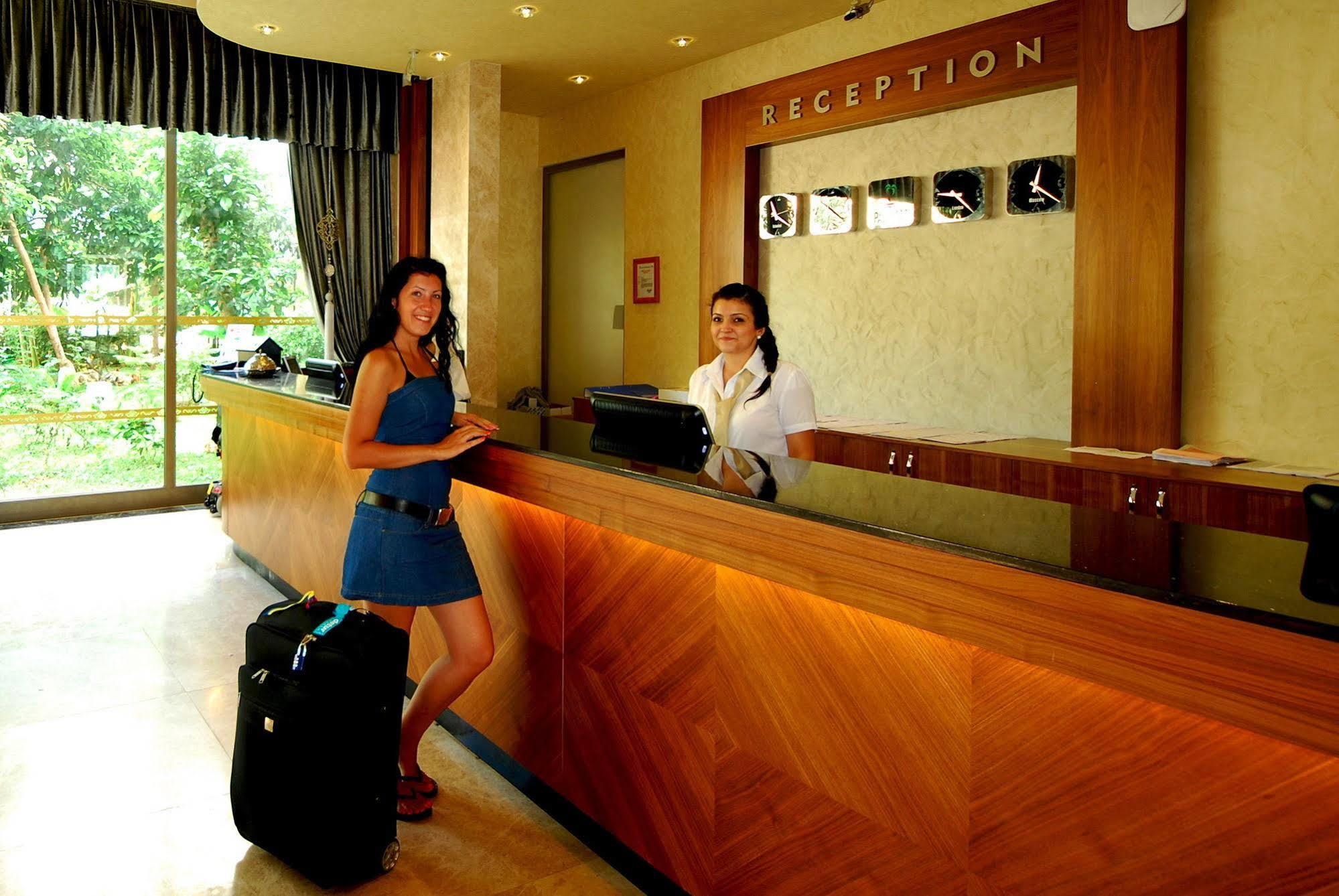 Pasa Beach Hotel Marmaris Exterior photo